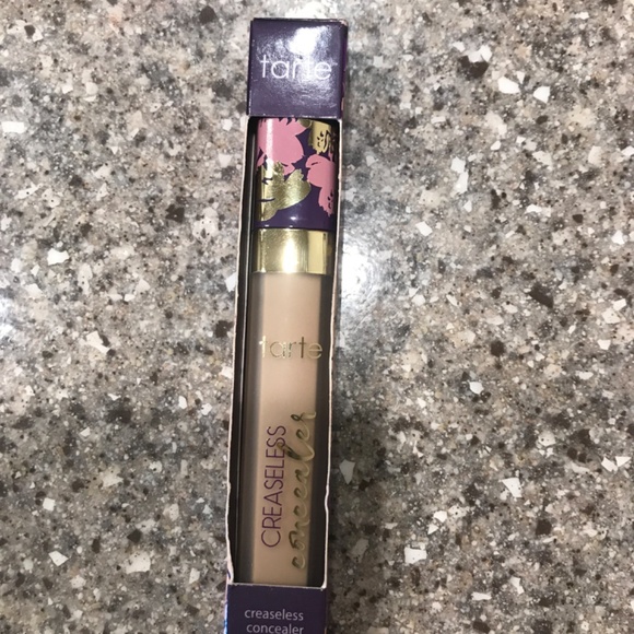 TARTE CONCEALER - Picture 5 of 5